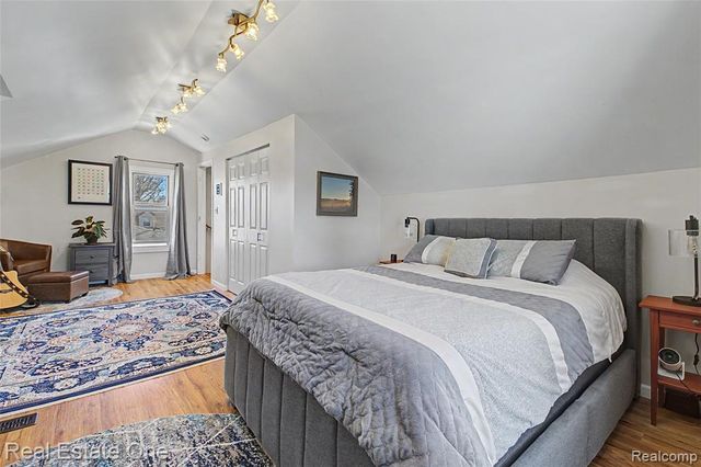 27901 Long Street, Livonia, MI 48152