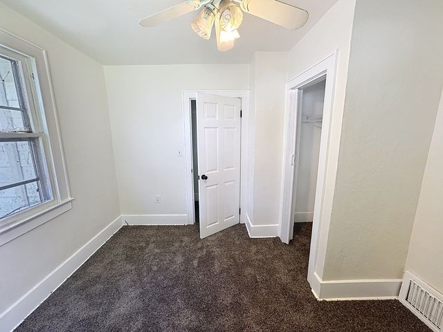 1843 24th Avenue, Moline, IL 61265