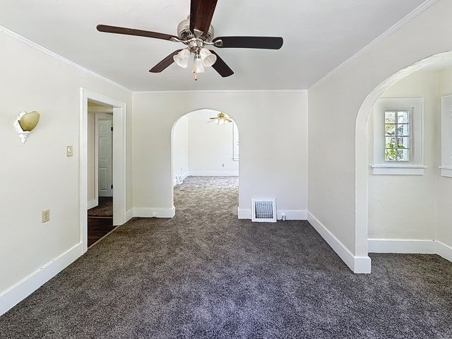 1843 24th Avenue, Moline, IL 61265