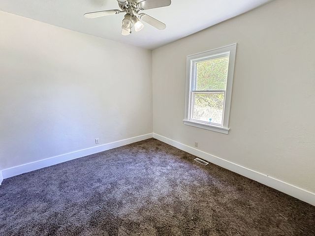 1843 24th Avenue, Moline, IL 61265