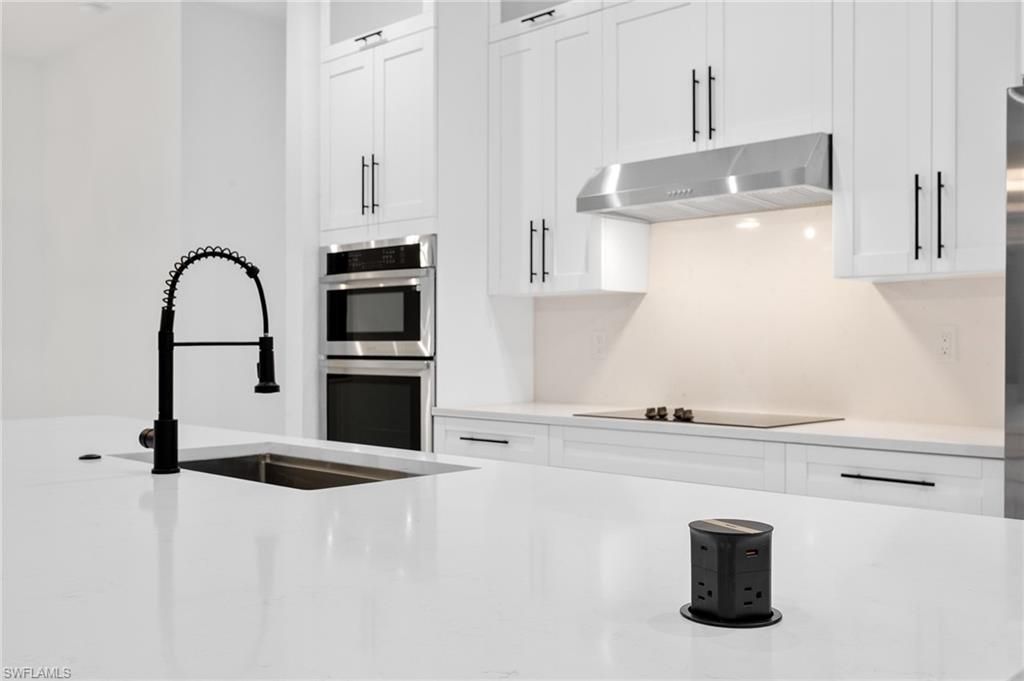 Image 16 of property listing at 108 NW 29th ST, Cape Coral, FL 33993