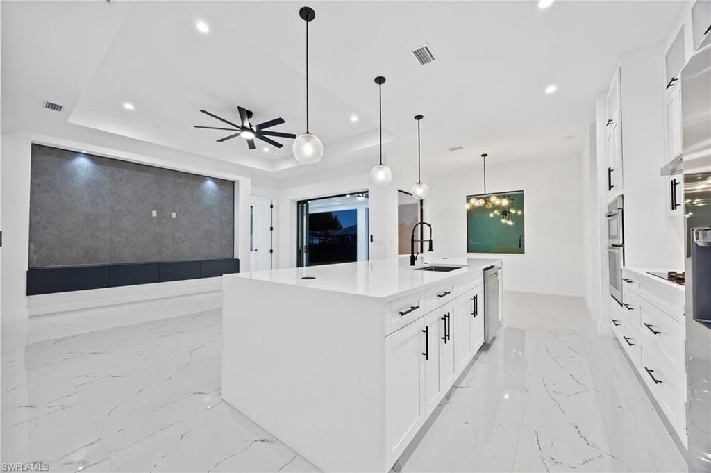 Image 18 of property listing at 108 NW 29th ST, Cape Coral, FL 33993