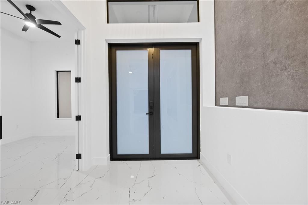 Image 7 of property listing at 108 NW 29th ST, Cape Coral, FL 33993