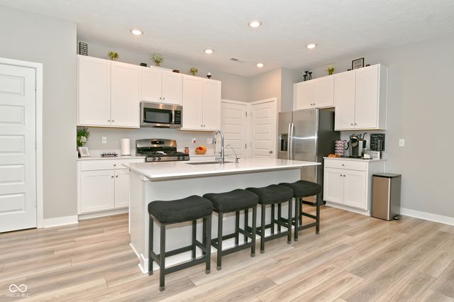 8051 Wagman Street, Indianapolis, IN 46113