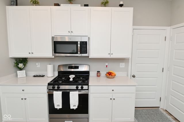 8051 Wagman Street, Indianapolis, IN 46113