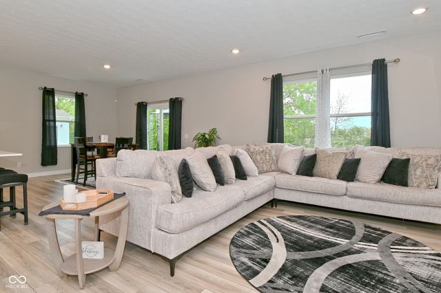 8051 Wagman Street, Indianapolis, IN 46113