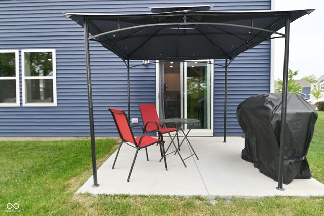 8051 Wagman Street, Indianapolis, IN 46113