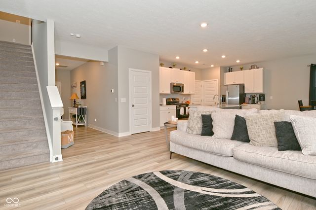 8051 Wagman Street, Indianapolis, IN 46113