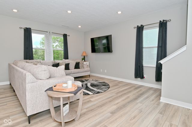 8051 Wagman Street, Indianapolis, IN 46113