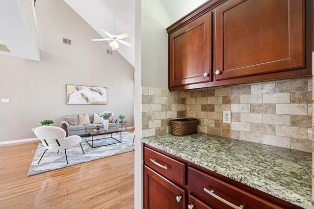 2304 Oak Springs CV, Round Rock, TX 78681