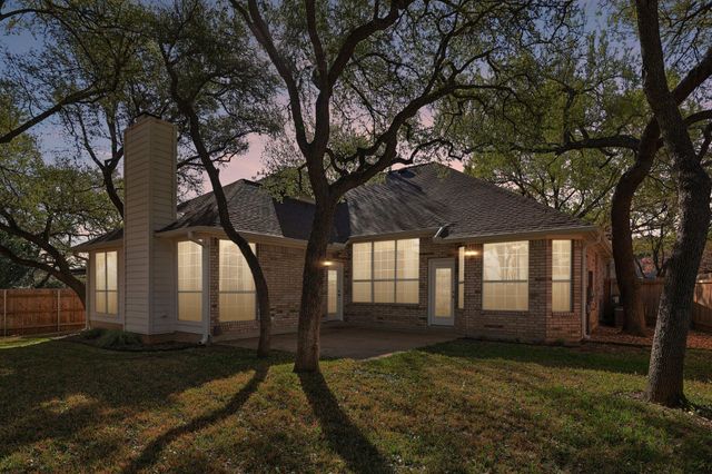 2304 Oak Springs CV, Round Rock, TX 78681