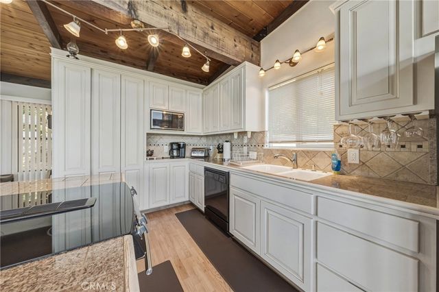 12250 Baylis Cove, Lower Lake, CA 95457