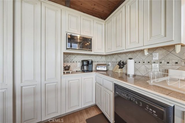 12250 Baylis Cove, Lower Lake, CA 95457
