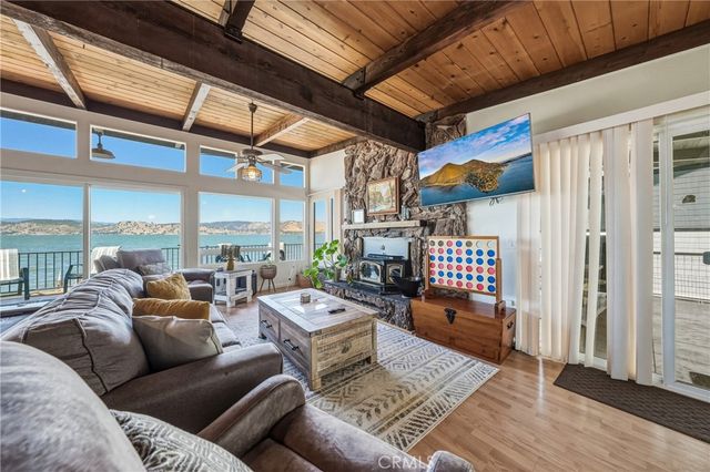12250 Baylis Cove, Lower Lake, CA 95457