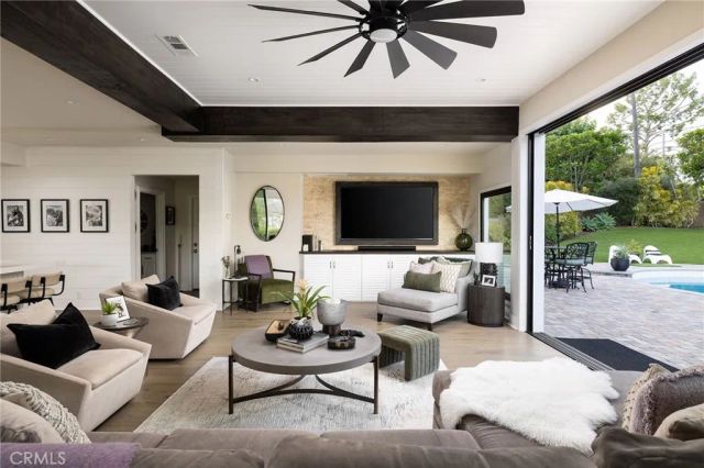 2121 Valhalla Drive, North Tustin, CA 92705