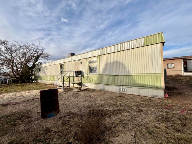 612 LONGBOW Loop SW, Los Lunas, NM 87031