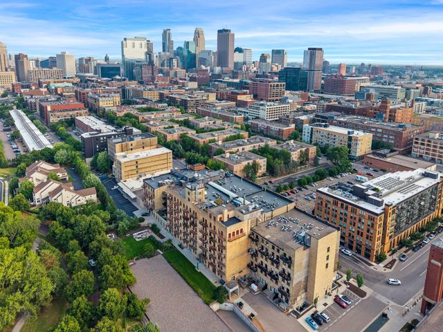 716 N 1st Street 534, Minneapolis, MN 55401