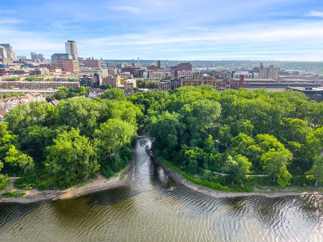 716 N 1st Street 534, Minneapolis, MN 55401