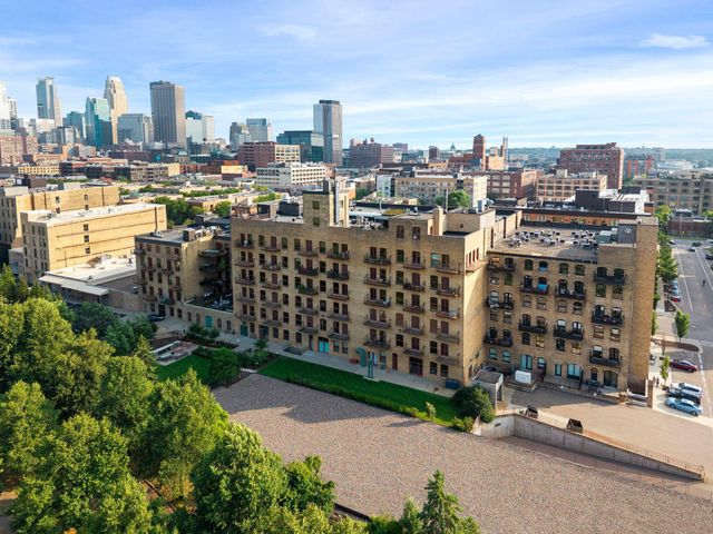 716 N 1st Street 534, Minneapolis, MN 55401