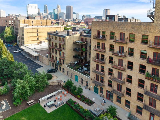 716 N 1st Street 534, Minneapolis, MN 55401