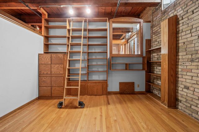 716 N 1st Street 534, Minneapolis, MN 55401