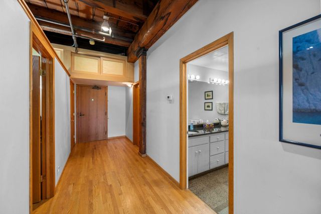 716 N 1st Street 534, Minneapolis, MN 55401