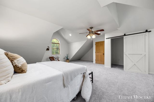 4176 Stony Avenue, Kalamazoo, MI 49004
