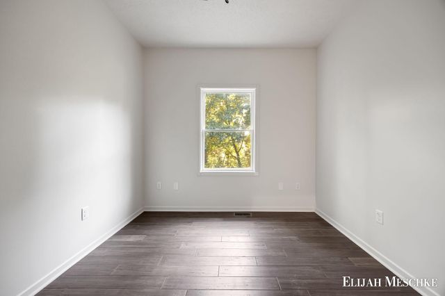 4176 Stony Avenue, Kalamazoo, MI 49004