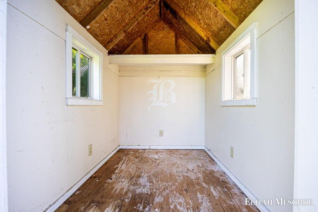 4176 Stony Avenue, Kalamazoo, MI 49004