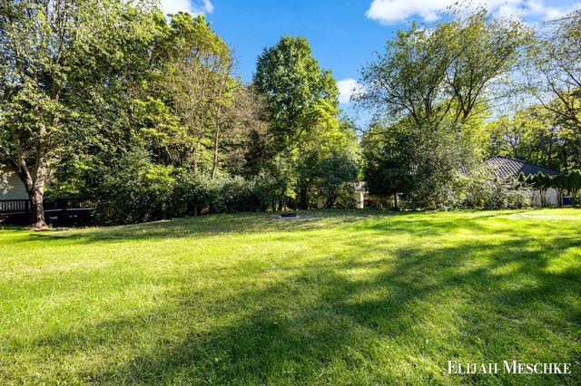 4176 Stony Avenue, Kalamazoo, MI 49004