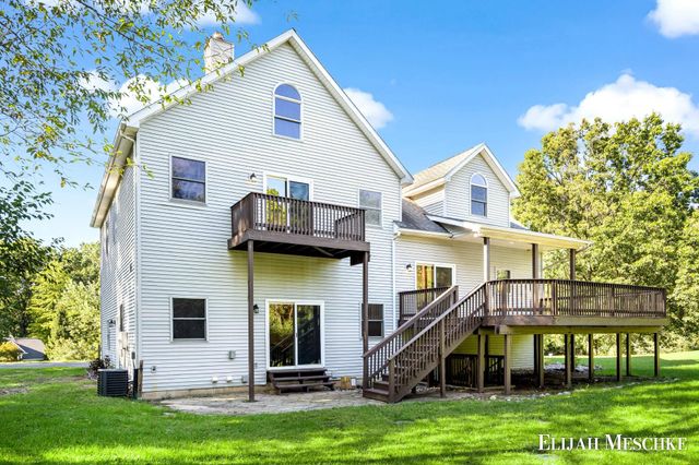 4176 Stony Avenue, Kalamazoo, MI 49004