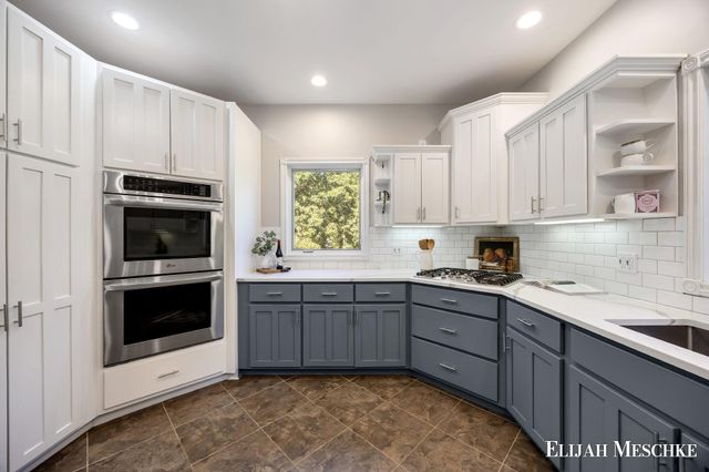 4176 Stony Avenue, Kalamazoo, MI 49004