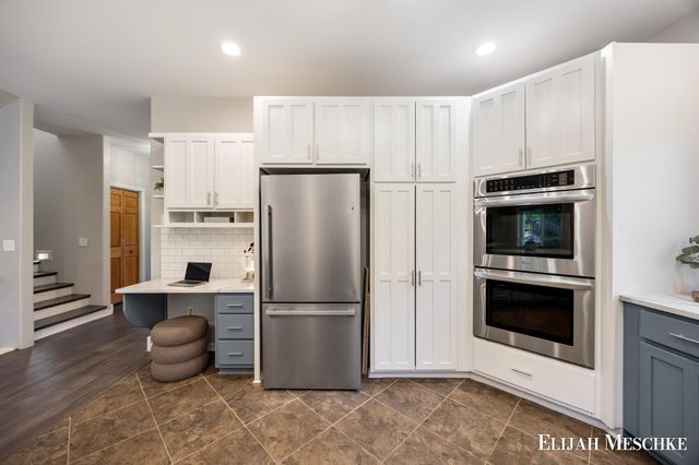 4176 Stony Avenue, Kalamazoo, MI 49004