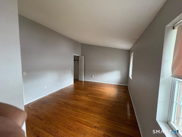 3227 East Main Street E, Waterbury, CT 06705