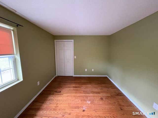 3227 East Main Street E, Waterbury, CT 06705