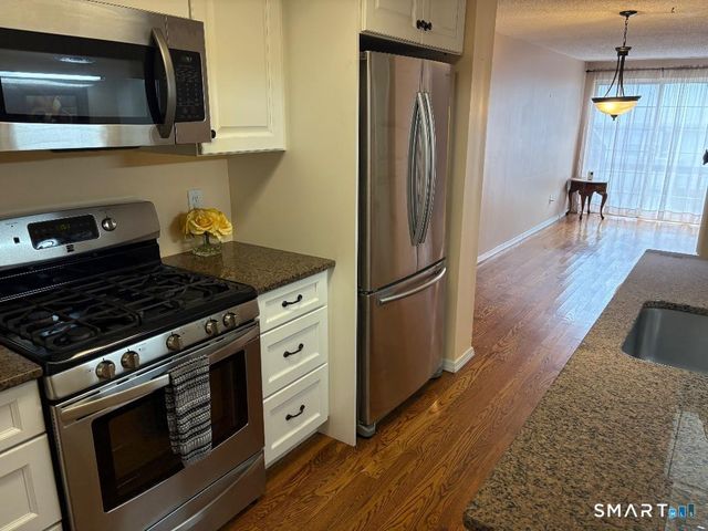 3227 East Main Street E, Waterbury, CT 06705