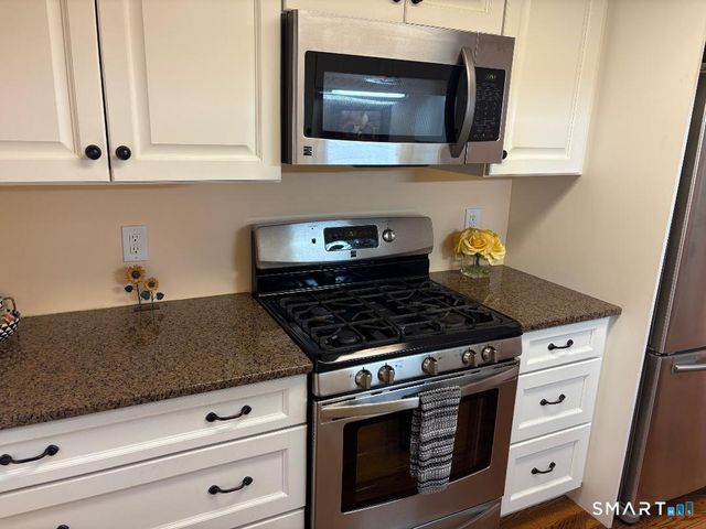 3227 East Main Street E, Waterbury, CT 06705
