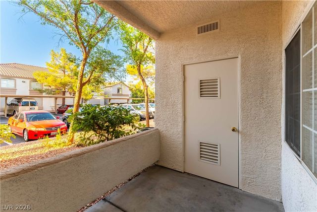 1830 North Buffalo Drive 1042, Las Vegas, NV 89128