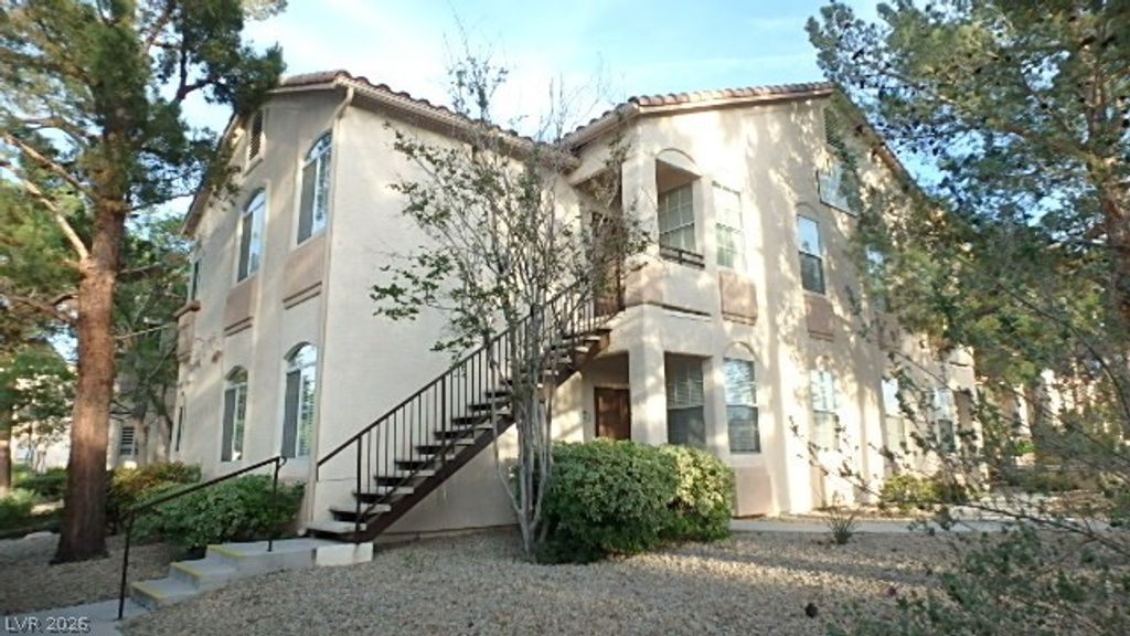 1830 North Buffalo Drive 1042, Las Vegas, NV 89128
