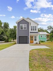 214 26th Ave. S, Myrtle Beach, SC 29577