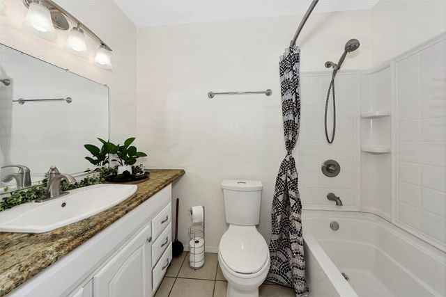901 Windsor Lane, Springtown, TX 76082