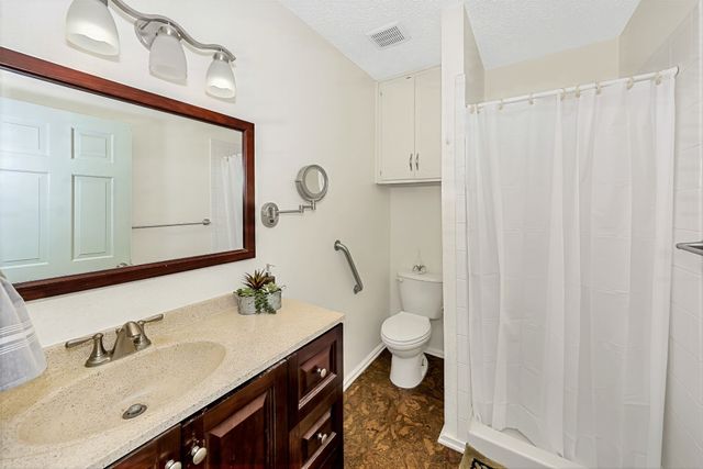 901 Windsor Lane, Springtown, TX 76082