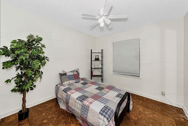901 Windsor Lane, Springtown, TX 76082