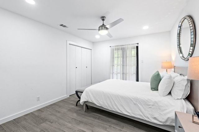 3520 Highland View DR, Austin, TX 78731