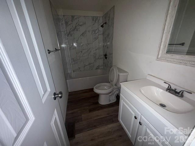 6254 E Meadow Trail, Connelly Springs, NC 28612