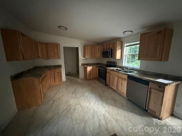 6254 E Meadow Trail, Connelly Springs, NC 28612