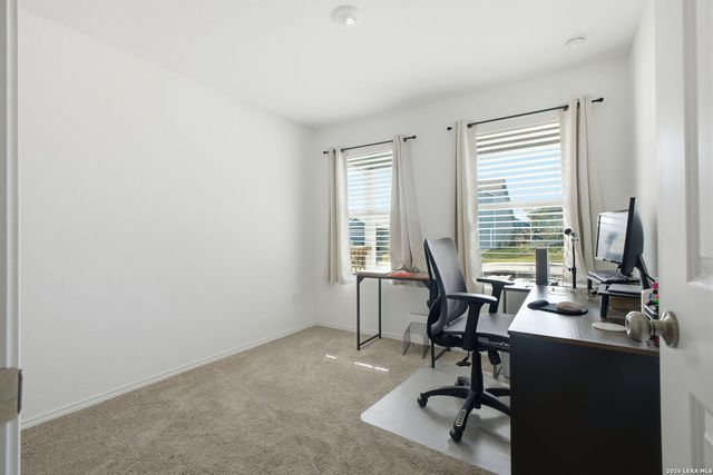 124 Wood Moss, Floresville, TX 78114