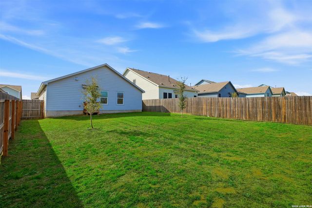 124 Wood Moss, Floresville, TX 78114