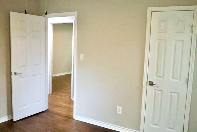 5036 Gilbert Drive, Fort Worth, TX 76116