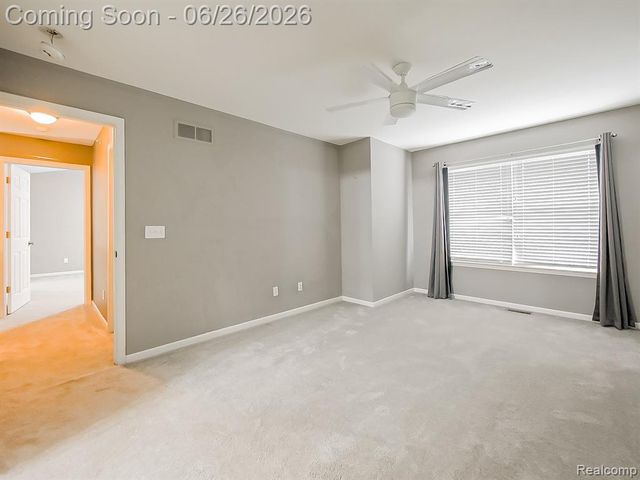 3231 Camden Drive, Troy, MI 48084